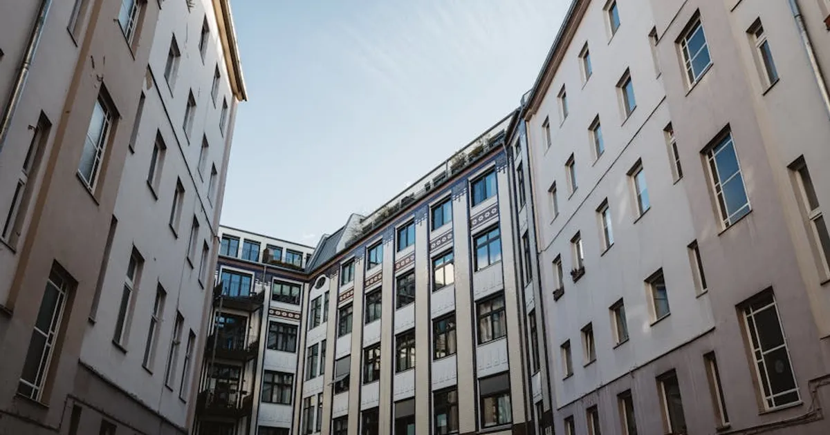Staffelmiete vereinbaren — Vorteile, Pflichten und häufige Fehler für Vermieter — Mietrecht & Mietverhältnis | WohnMeta
